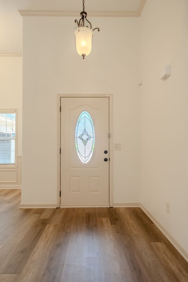Foto del edificio - 115 Cypress Pl