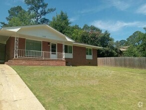 Building Photo - 5360 Spencer Ln