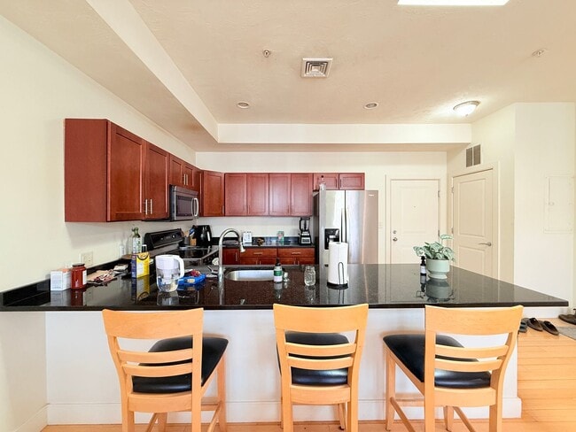 Photo - 137 Brighton Ave Apartment