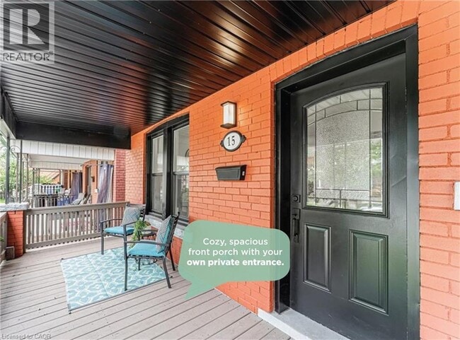 Photo du bâtiment - 15 Barnesdale Ave N