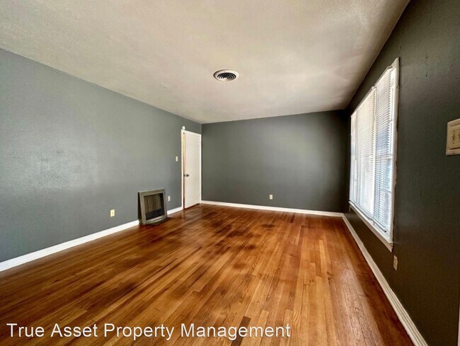Building Photo - 3 br, 1 bath House - 4004 39th St