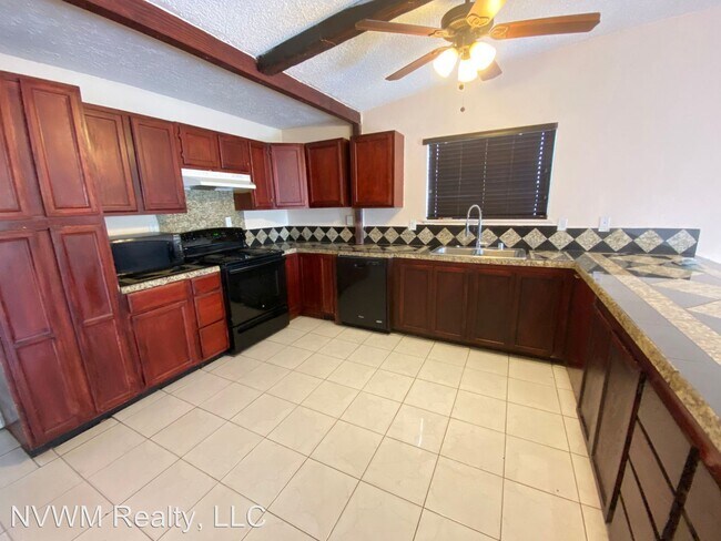 Building Photo - 3 br, 2 bath House - 6255 Bullion Blvd