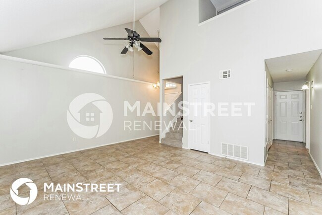 Building Photo - 8440 Cloverglen Ln