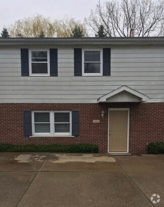 Building Photo - 1472 Nicholson St