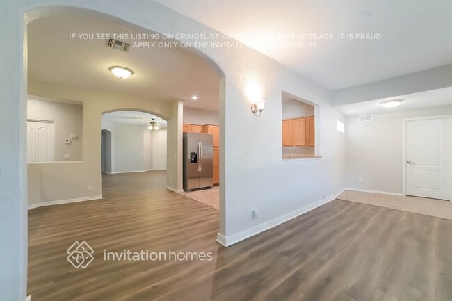 Building Photo - 8709 N 58th Ln