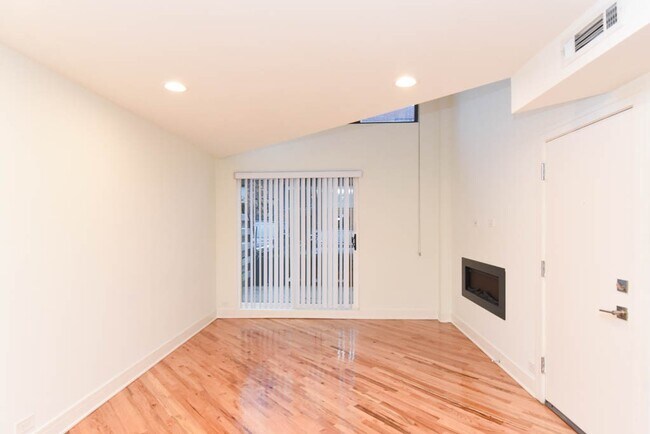 Foto del edificio - 843 W Grace St