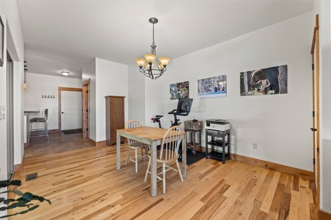 Foto del edificio - High End 3 Bed 2.5 Bath Home In Bozeman! N...
