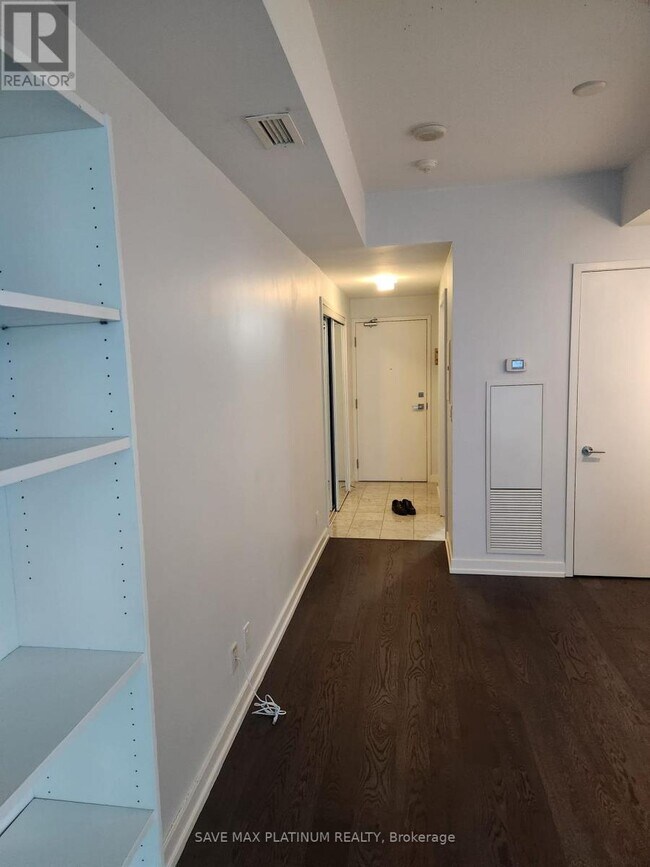 Building Photo - 12 York St