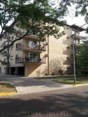 Foto principal - 7411 Dixon St