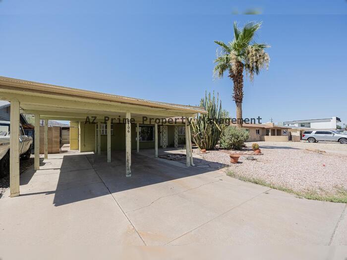 Foto principal - 6706 E 1st Ave