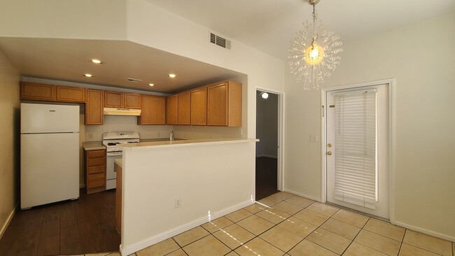 Building Photo - Condo in Southwest Las Vegas