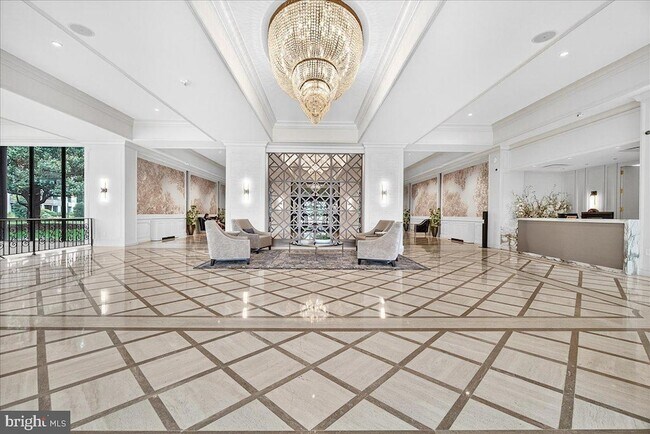 Foto del edificio - 5225 Pooks Hill Rd