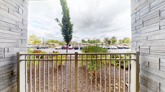 Interior Photo - Park Square