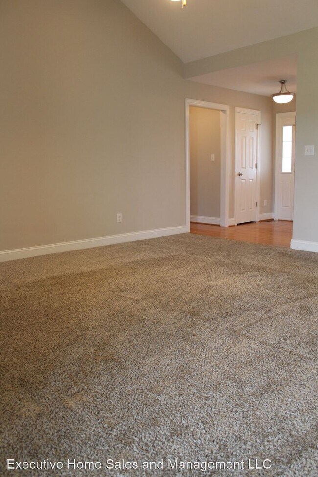 Foto del edificio - 3 br, 3 bath House - 103 Edgerton Farm Dr.
