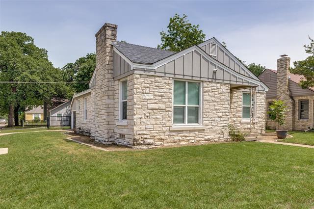 Building Photo - 1128 N Riverside Dr