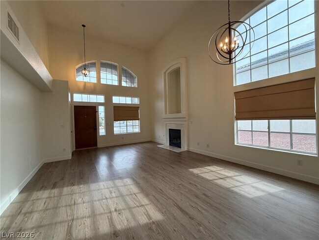 Foto del edificio - 689 Brandy Hill Pl