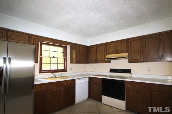 Foto del edificio - 1212 Old Apex Rd