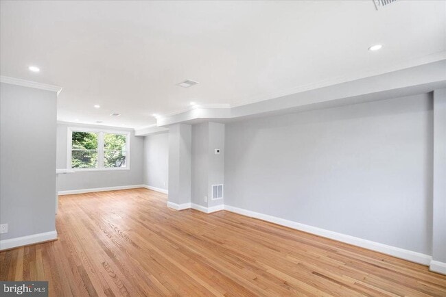 Building Photo - 3551 Shannon Dr