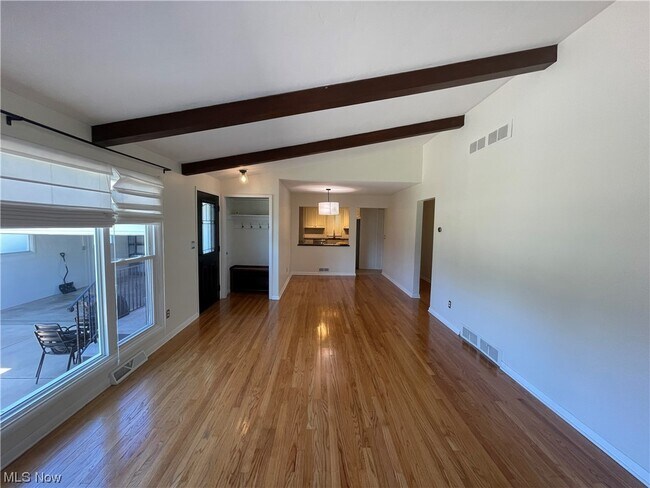 Building Photo - 18467 Bonnie Ln
