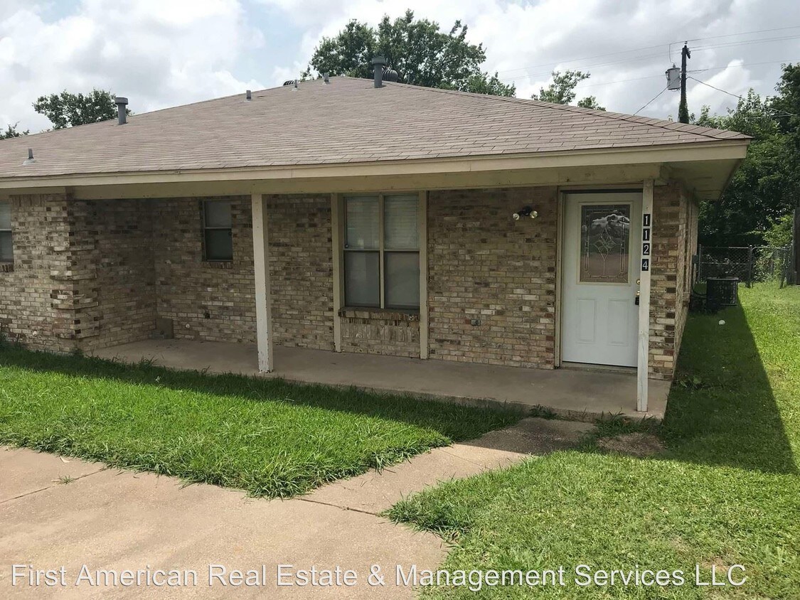 Foto principal - 1124-1126 Suburban St