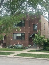 Building Photo - 3640 N Troy St