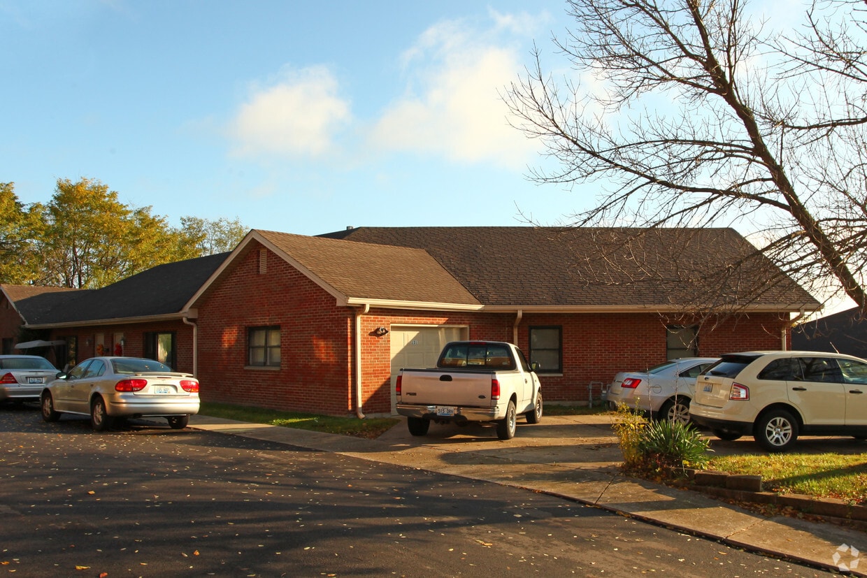 213215 Washington St, Shelbyville, KY 40065 Apartments in