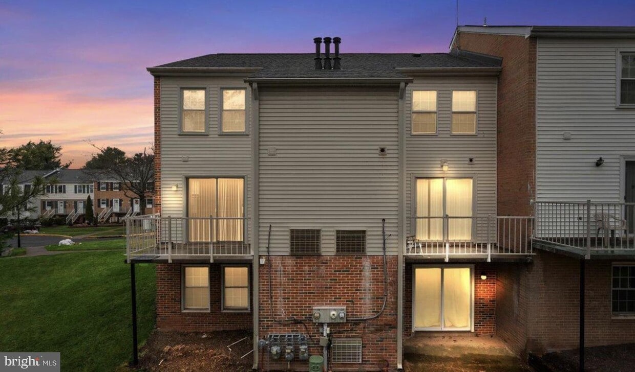 14454 Cool Oak Ln, Centreville, VA 20121 House Rental in Centreville