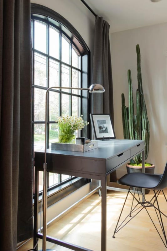 Building Photo - 7715 Waring Ave