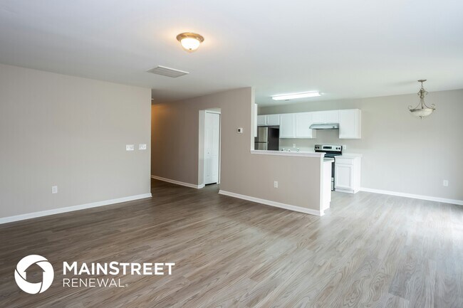 Foto del edificio - 4941 Hawfield St
