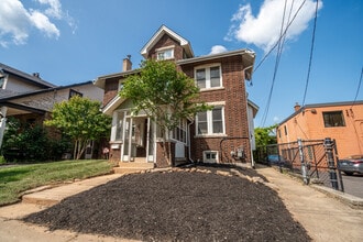Building Photo - 14 Burris St