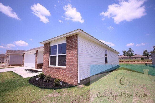Foto del edificio - 5308 Yukon Dr