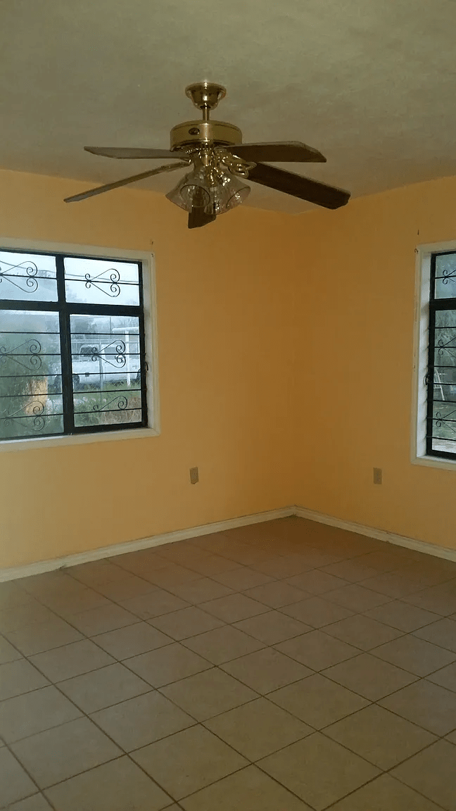 Foto del edificio - 1833 Patricia Ln