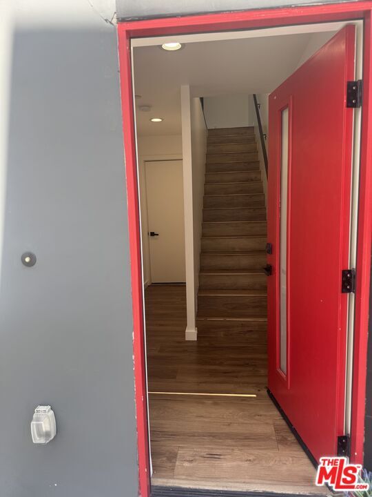 Foto del edificio - 5638 Woodman Ave