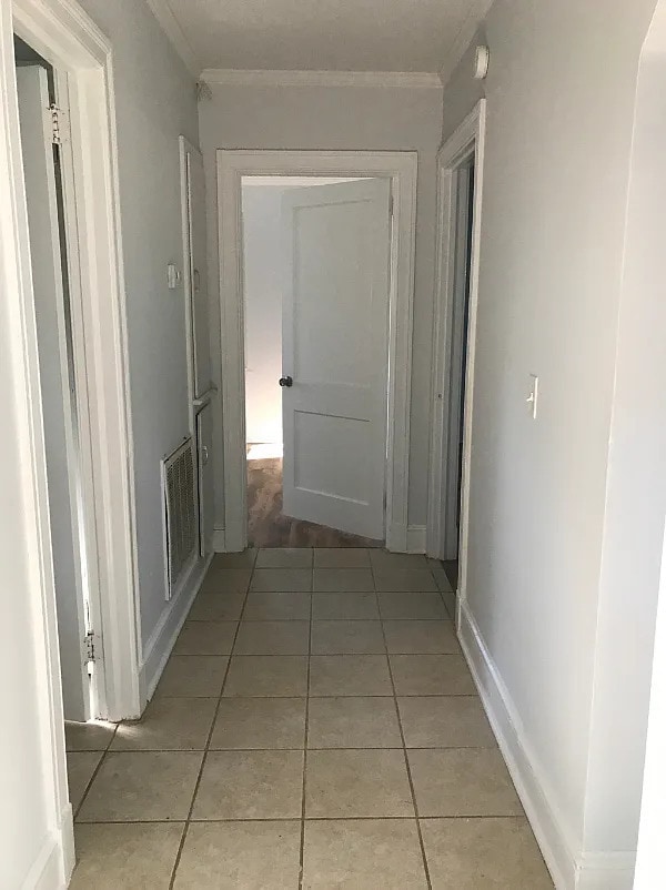 Building Photo - 2 Bedroom 1 Bathroom