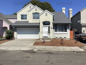 Building Photo - 2325 Weatherby Ave