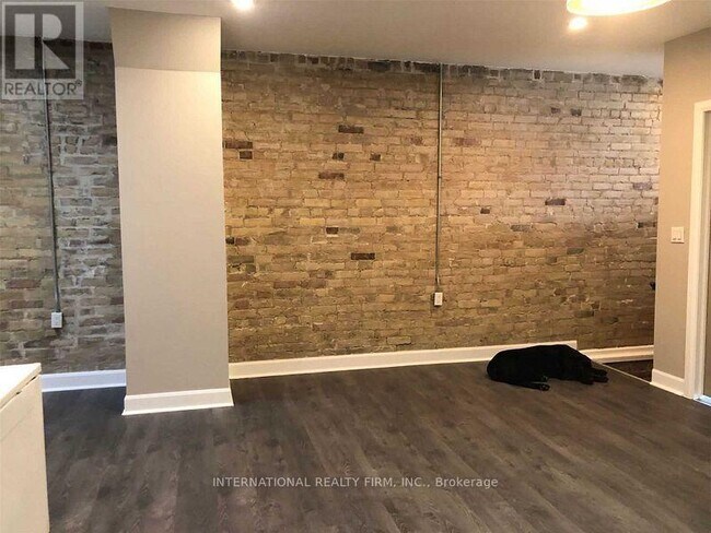 Photo du bâtiment - 1272 Danforth Ave