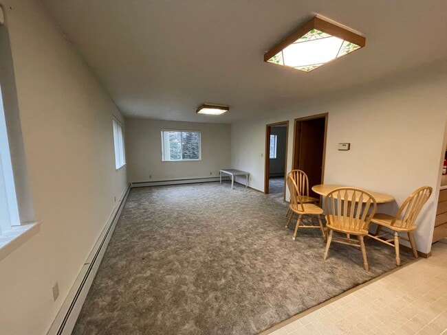 Building Photo - EFFICIENT KENAI APARTMENT