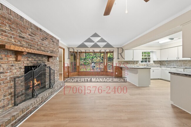 Building Photo - 5233 Verdun Dr