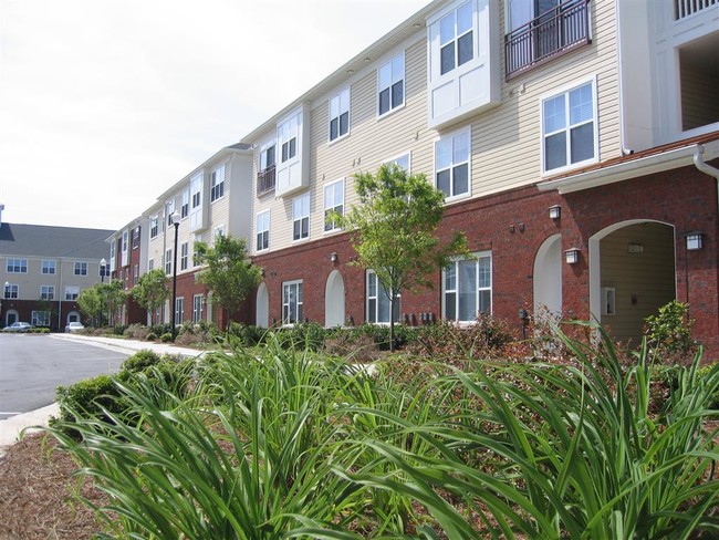 Building Photo - Gateway Park Apartments