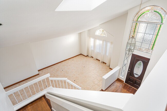 Building Photo - 9244 Calle De Vista Oeste