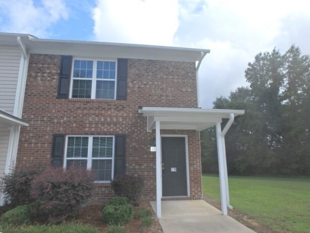 Building Photo - 103 Wolf Creek Ln