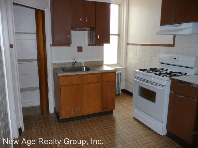 Building Photo - 5535 Wyalusing Ave