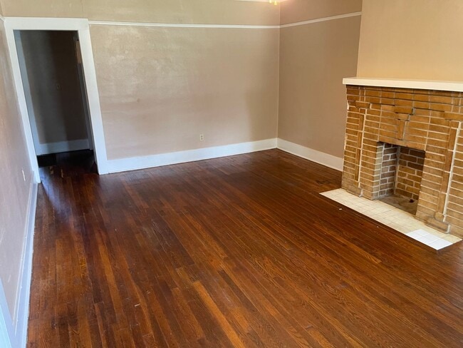 Foto del edificio - Samford Ave Duplex Available!