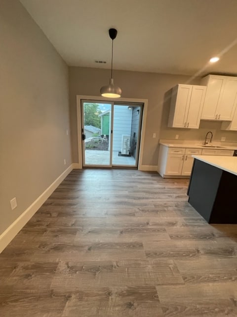 Building Photo - 512 Colorado St