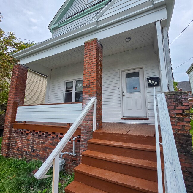 Building Photo - 110 Kirk Ave