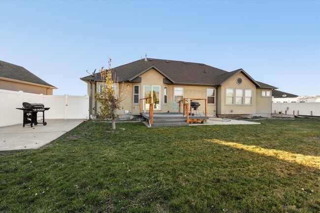 Foto del edificio - 4486 S 3600 W