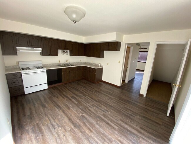 Foto del edificio - Beautiful Arnold Town House!