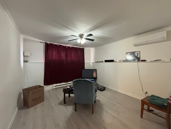 Building Photo - Apartment for Rent