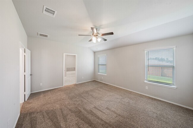 Building Photo - 13919 Leigh Lake Ln