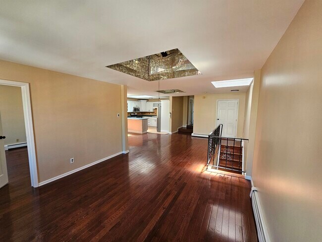 Foto del edificio - 508 West Side Ave